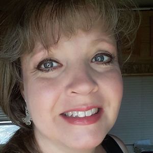 Meet your Posher, Beverly